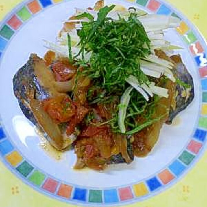 ご飯によく合う！さわらのトマト味の煮付け